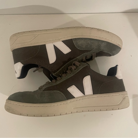 Veja Brown and White Sneakers - Picture 5 of 9